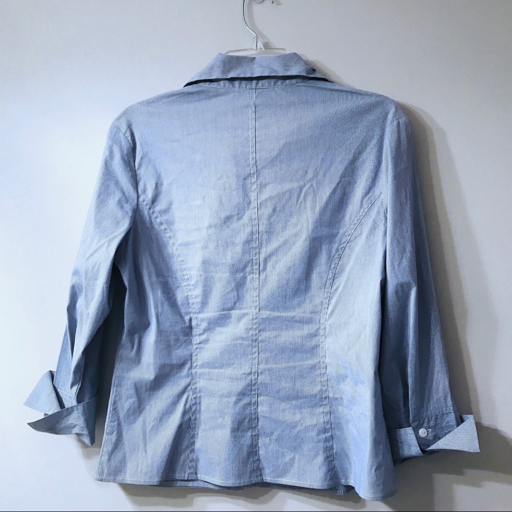 Tracy M Blue/White Pleated Cuff Sleeve Button Down - Picture 6 of 6